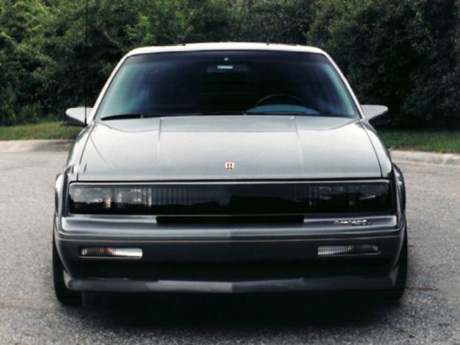  Oldsmobile FE3-X Calais Concept 1985 года  (фото 3 из 4)